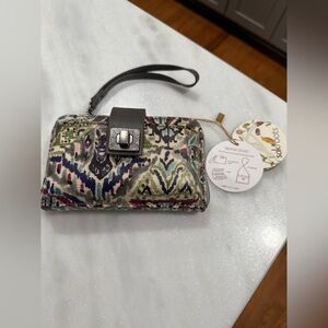 Sakroots Artist Circle All-In-One Wristlet/Crossbody NWT